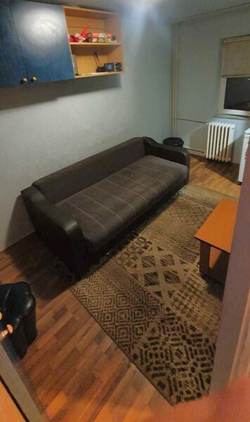 Berceni, Piata Resita, str. Costila,