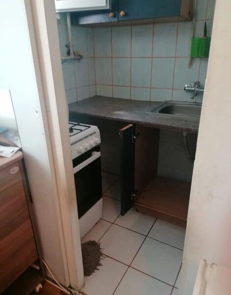 Berceni, Piata Resita, str. Costila,